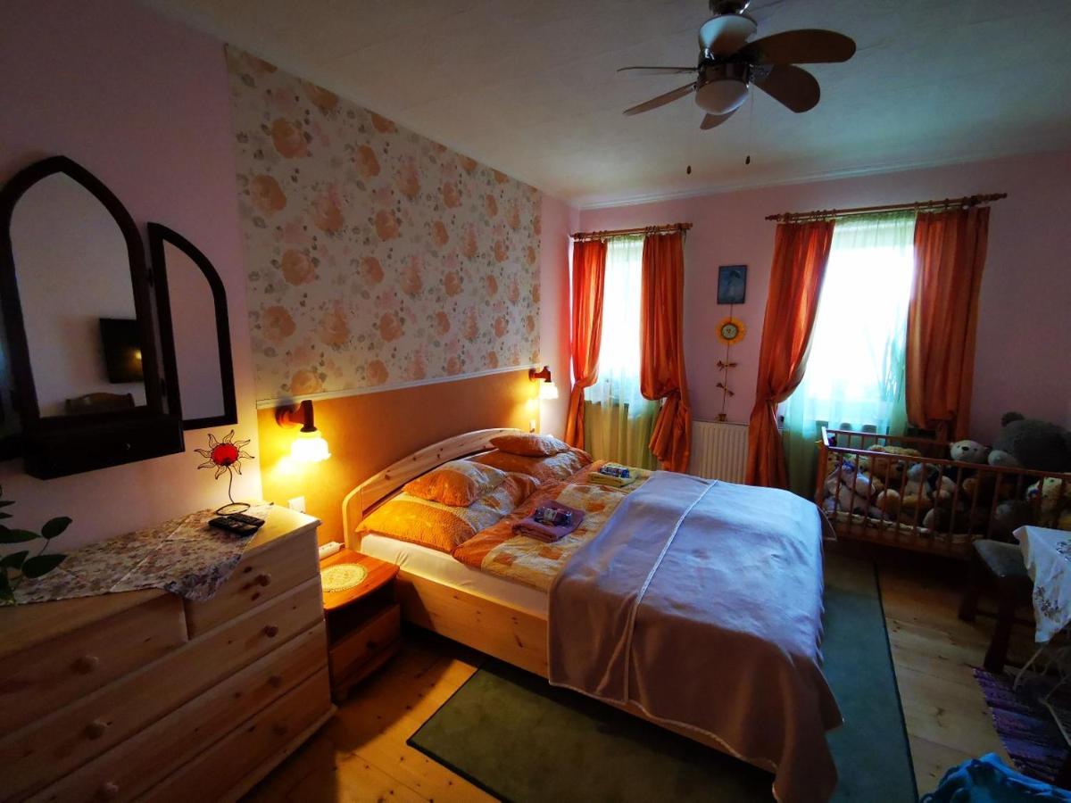 Katica Vendeghaz Somogyvar - Ladybird Villa Somogyvár Exterior foto